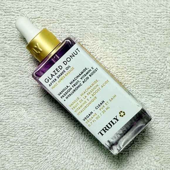 TRULY Other - TRULY Glazed Donut After Shave Oil - MINI 0.7 fl oz - BRAND NEW